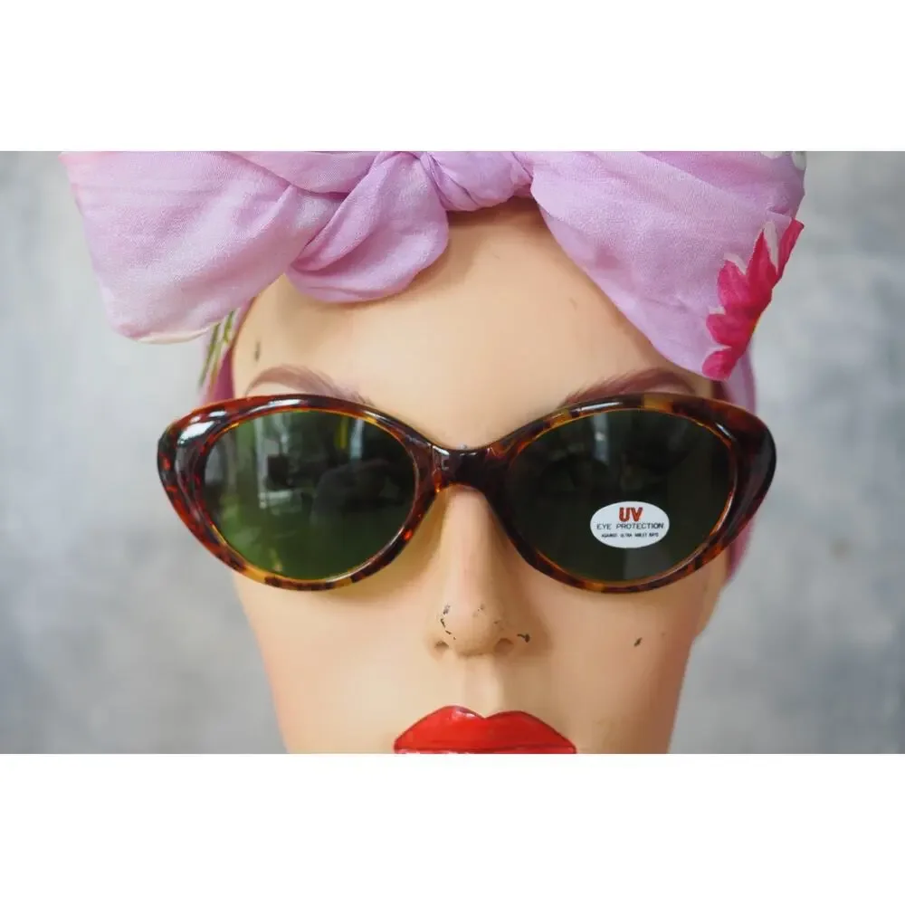 Vintage 1990s Y2K Sunglasses NOS Rockabilly Pin up Beach Retro Festival